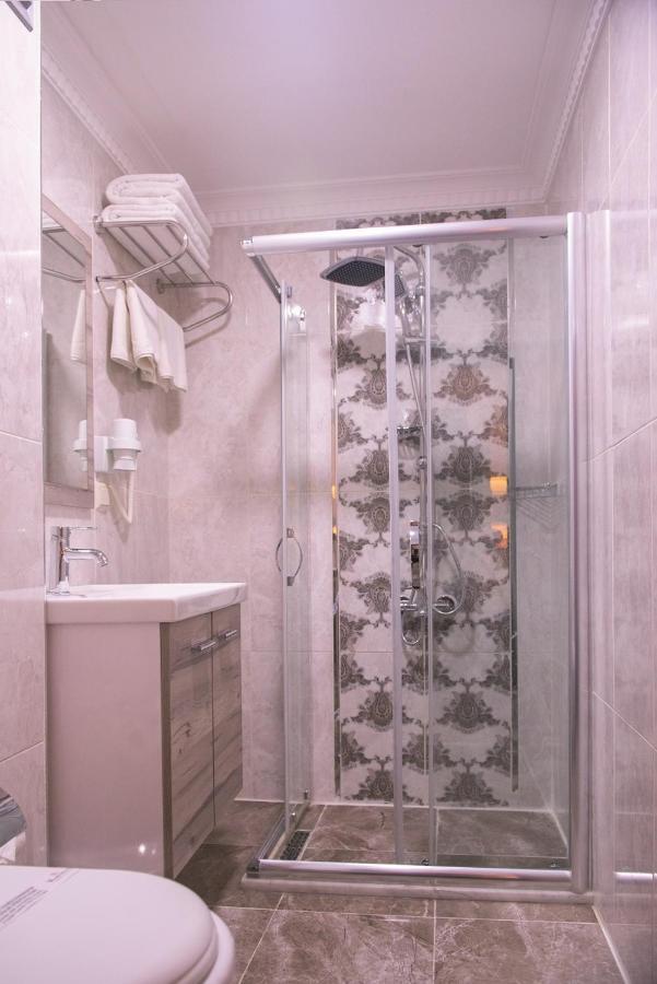 Karamans Sirkeci Suites Hotel Istanbul Ngoại thất bức ảnh